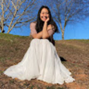 Meet your Posher, Daniela